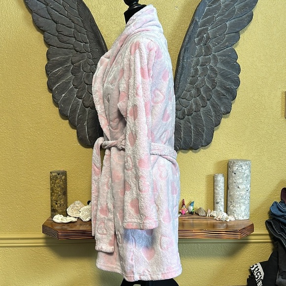 Bebe Heart Print Bath Robe - Picture 5 of 8